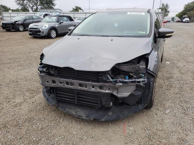 Zdjęcie 9 z aukcji – 2014 FORD FOCUS SE z VIN 1FADP3F24EL260520
