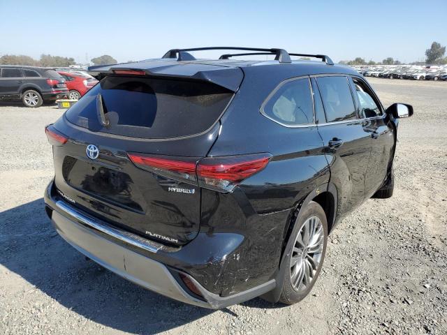 Photo 4 from auction – 2021 TOYOTA HIGHLANDER with VIN 5TDEBRCH0MS065570