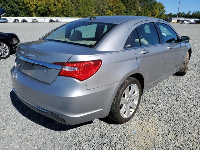 Photo 4 from auction – 2013 CHRYSLER 200 LX with VIN 1C3CCBAB4DN697802
