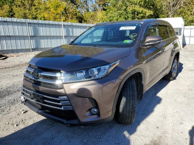 Photo 2 from auction – 2018 TOYOTA HIGHLANDER with VIN 5TDDZRFH6JS912056