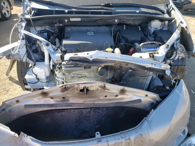 Photo 7 from auction – 2015 TOYOTA SIENNA LE with VIN 5TDKK3DC9FS675862