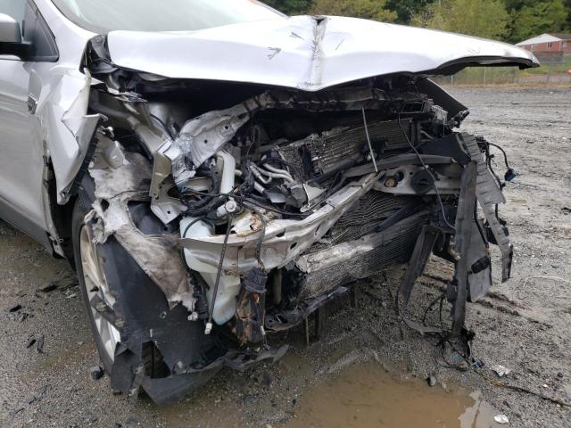 Photo 9 from auction – 2018 FORD ESCAPE SE with VIN 1FMCU0GD2JUA11792