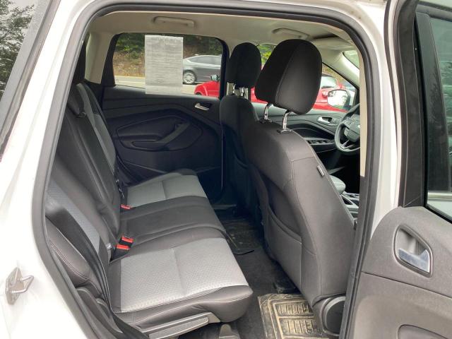 Photo 6 from auction – 2017 FORD ESCAPE SE with VIN 1FMCU9GD3HUA15865