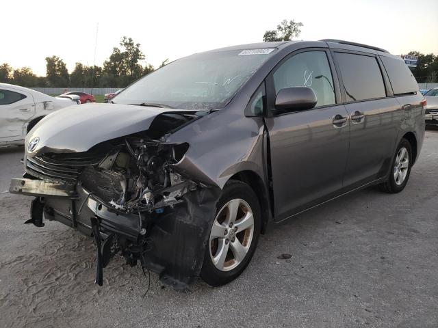 Photo 2 from auction – 2014 TOYOTA SIENNA LE with VIN 5TDKK3DCXES409278