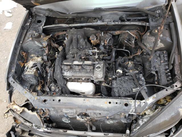 Photo 9 from auction – 2002 TOYOTA CAMRY LE with VIN JTDBF30K520012139