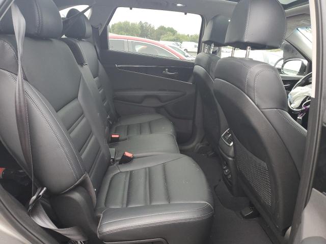 Photo 6 from auction – 2018 KIA SORENTO EX with VIN 5XYPHDA5XJG395762