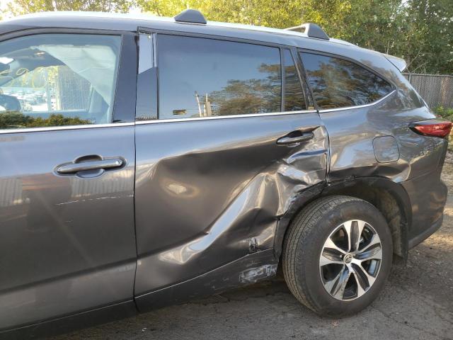 Photo 9 from auction – 2022 TOYOTA HIGHLANDER with VIN 5TDGBRCH1NS551296