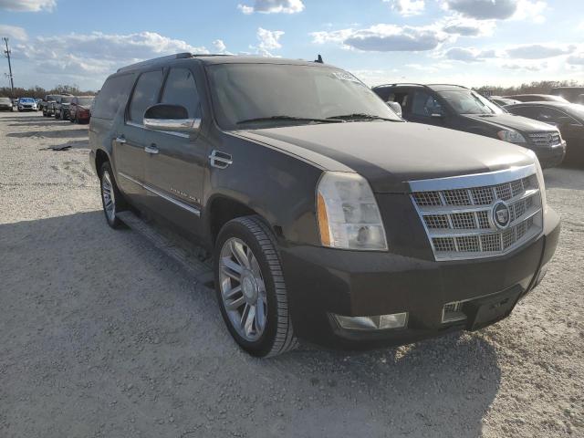 CADILLAC ESCALADE E 2008 with VIN 1GYFK46878R261295 - Photo from auction