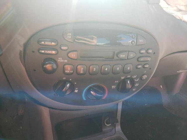 Photo 9 from auction – 2001 FORD ESCORT with VIN 3FAFP13P61R230654