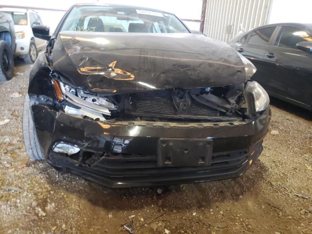 Photo 9 from auction – 2017 VOLKSWAGEN JETTA S with VIN 3VW2B7AJ8HM414877