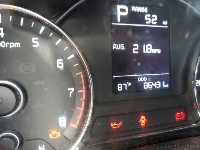 Photo 8 from auction – 2017 KIA FORTE LX with VIN 3KPFK4A79HE110491
