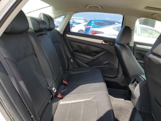 Photo 6 from auction – 2013 VOLKSWAGEN PASSAT SE with VIN 1VWBH7A34DC084635