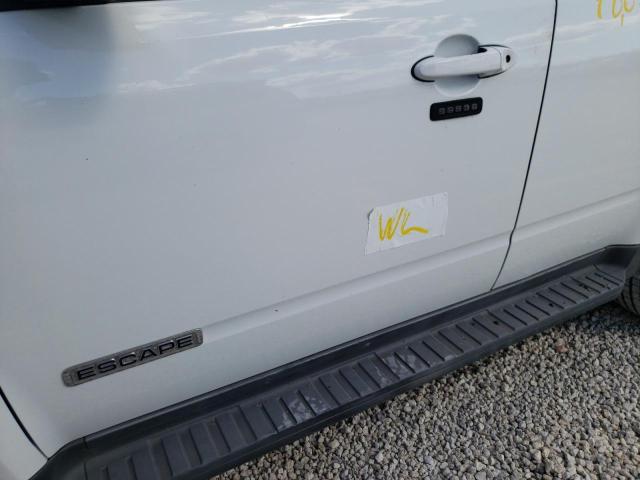 Photo 9 from auction – 2008 FORD ESCAPE LIM with VIN 1FMCU941X8KC67134