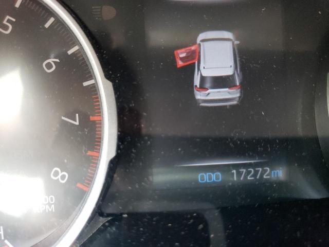 Photo 8 from auction – 2019 TOYOTA RAV4 XLE with VIN JTMW1RFV9KD040958