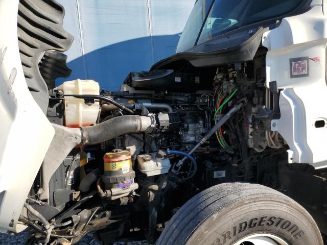 Photo 7 from auction – 2017 FREIGHTLINER CASCADIA 1 with VIN 3AKJGLDR3HSJA6780