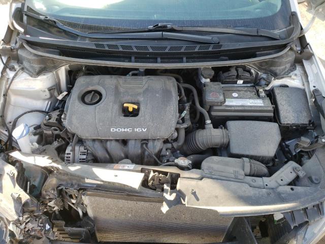 Photo 7 from auction – 2017 KIA FORTE LX with VIN 3KPFK4A79HE141482