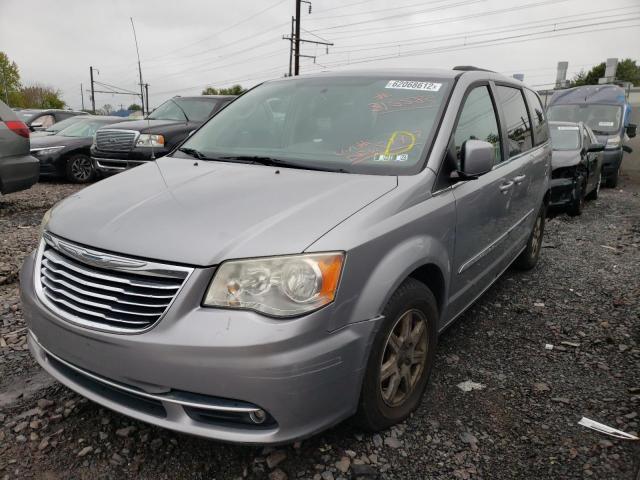 Photo 2 from auction – 2013 CHRYSLER TOWN & COU with VIN 2C4RC1BG4DR657457