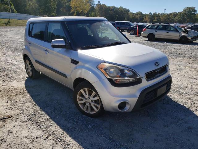 KIA SOUL + 2013 with VIN KNDJT2A6XD7502876 - Photo from auction