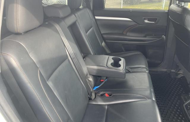 Photo 6 from auction – 2015 TOYOTA HIGHLANDER with VIN 5TDJKRFH1FS098218