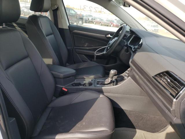 Photo 5 from auction – 2020 VOLKSWAGEN JETTA SEL with VIN 3VWEB7BU0LM067494