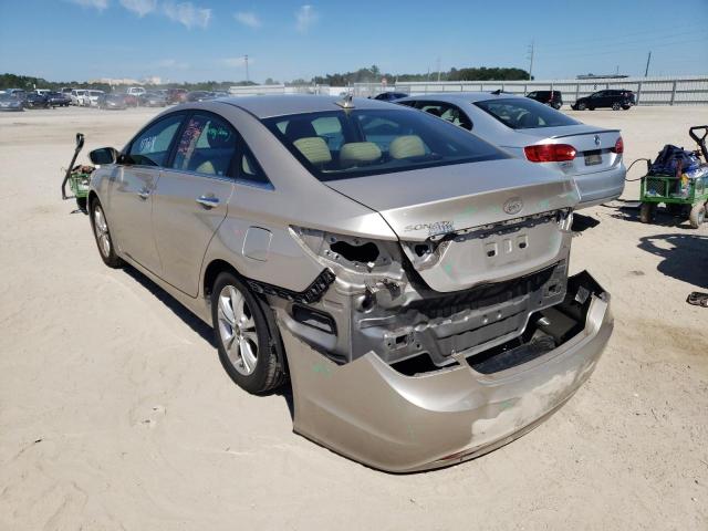Photo 3 from auction – 2011 HYUNDAI SONATA SE with VIN 5NPEC4AC3BH299602