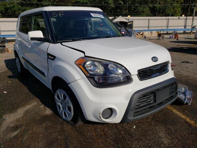 KIA SOUL 2013 with VIN KNDJT2A5XD7766574 - Photo from auction