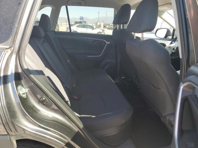 Photo 6 from auction – 2020 TOYOTA RAV4 LE with VIN 4T3L6RFV9LU002106