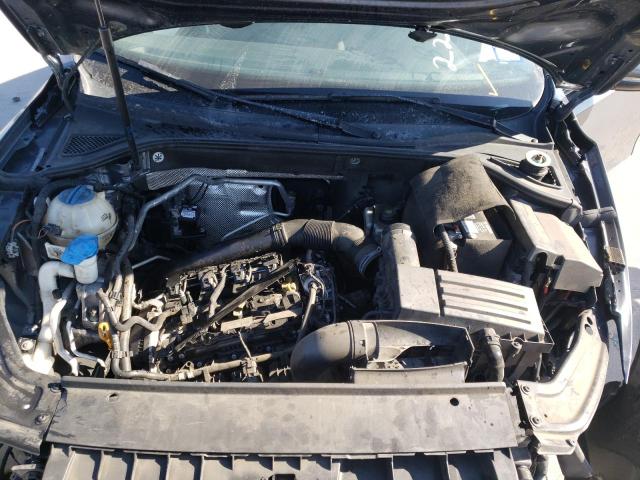 Photo 7 from auction – 2017 VOLKSWAGEN PASSAT S with VIN 1VWAT7A33HC079801