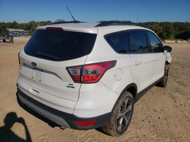 Photo 4 from auction – 2017 FORD ESCAPE SE with VIN 1FMCU9GD3HUA17860