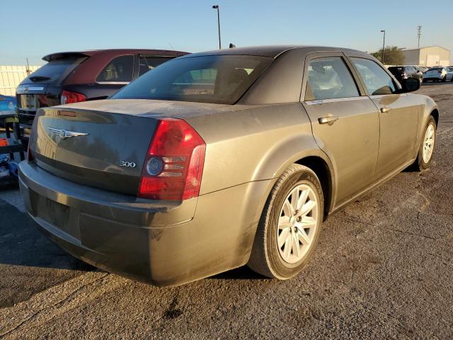 Photo 4 from auction – 2008 CHRYSLER 300 LX with VIN 2C3KA43R88H135472