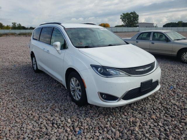 CHRYSLER PACIFICA T 2017 with VIN 2C4RC1BGXHR508511 - Photo from auction