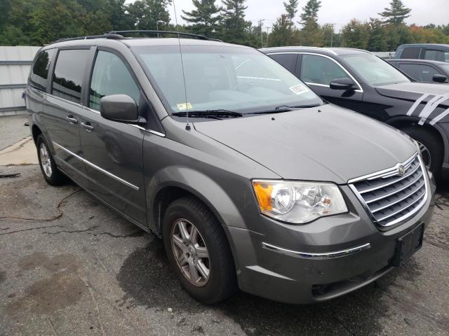 Photo 1 from auction – 2010 CHRYSLER TOWN & COU with VIN 2A4RR5DX5AR405919