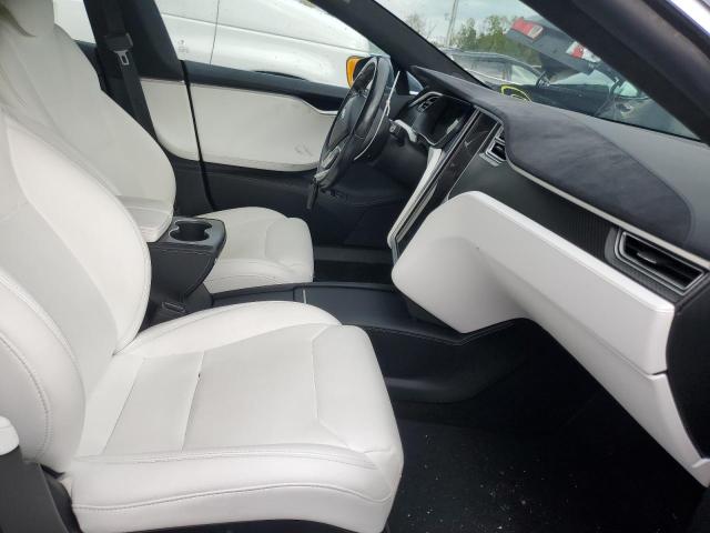 Photo 5 from auction – 2017 TESLA MODEL S with VIN 5YJSA1E20HF185167