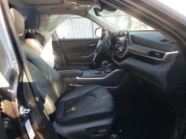 Photo 5 from auction – 2022 TOYOTA HIGHLANDER with VIN 5TDGBRCH1NS551296