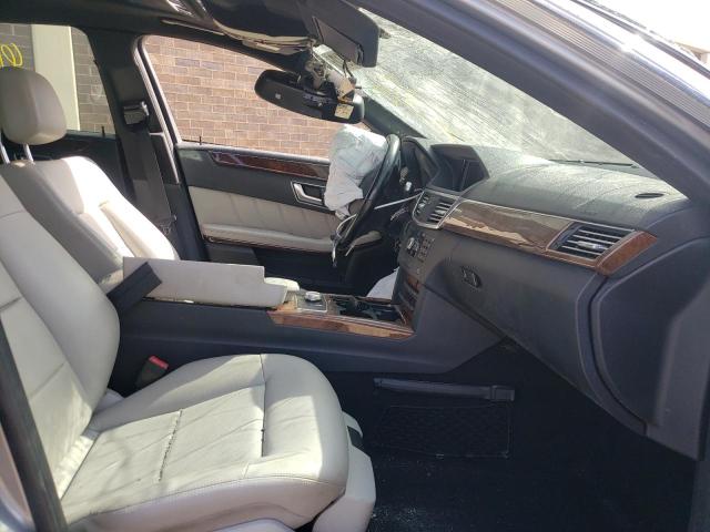 Photo 5 from auction – 2012 MERCEDES-BENZ E 350 with VIN WDDHF5KB1CA583454