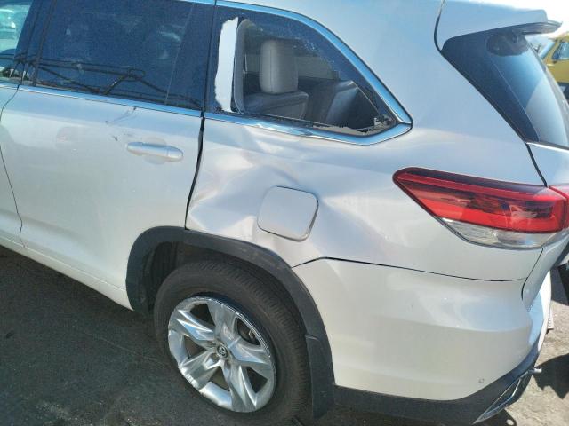 Photo 9 from auction – 2019 TOYOTA HIGHLANDER with VIN 5TDDGRFH4KS059521