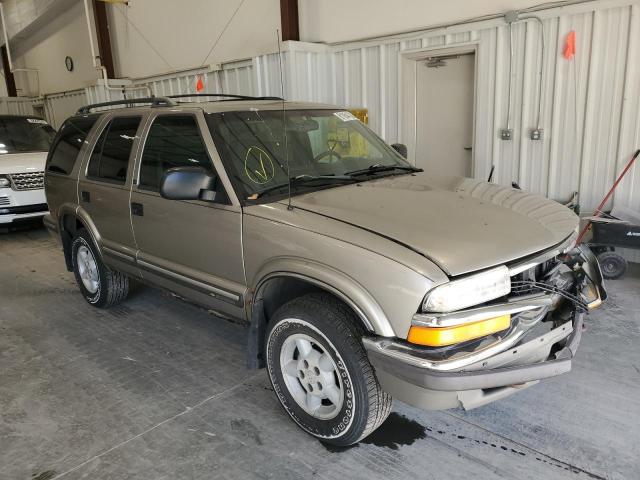CHEVROLET BLAZER 1998 with VIN 1GNDT13W3W2233972 - Photo from auction