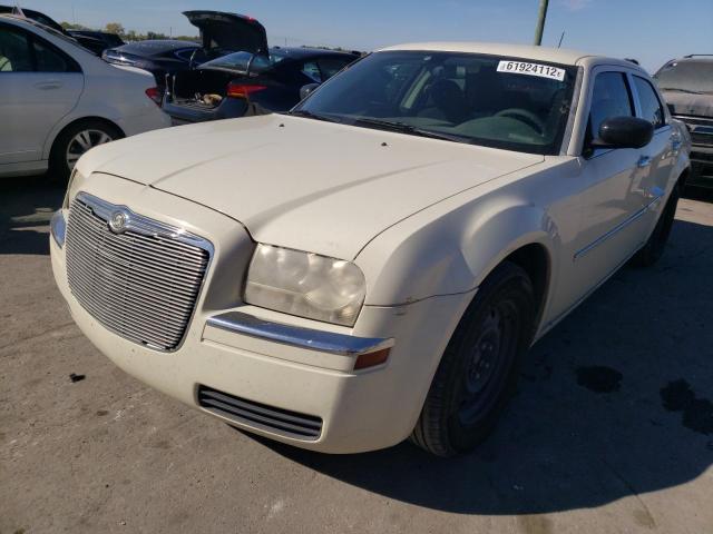 Photo 2 from auction – 2008 CHRYSLER 300 LX with VIN 2C3KA43R78H222277