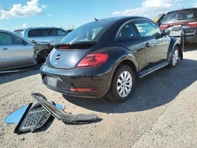 Photo 4 from auction – 2018 VOLKSWAGEN BEETLE S with VIN 3VWFD7AT7JM710072