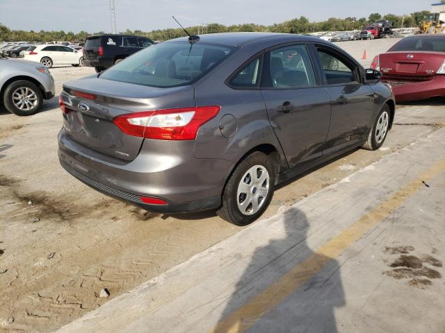 Photo 4 from auction – 2013 FORD FOCUS S with VIN 1FADP3E2XDL138082