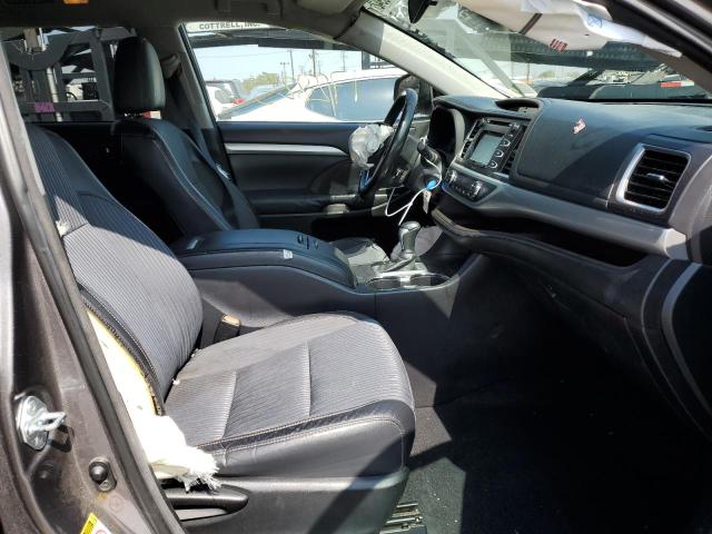Photo 5 from auction – 2015 TOYOTA HIGHLANDER with VIN 5TDZKRFH3FS096554
