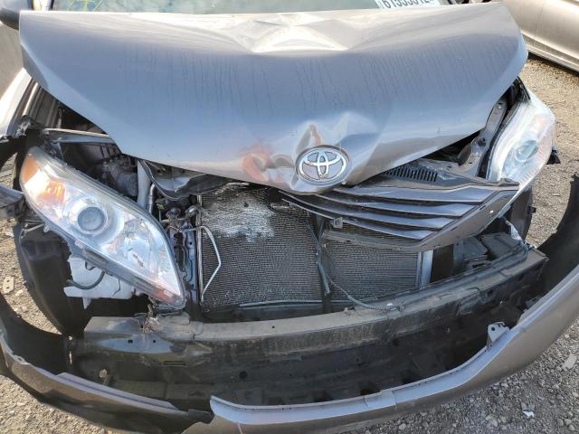 Photo 9 from auction – 2016 TOYOTA SIENNA LE with VIN 5TDKK3DC6GS724839