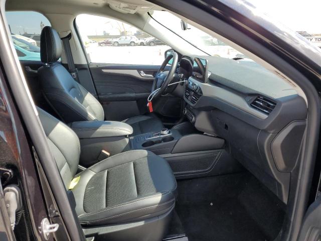 Photo 5 from auction – 2021 FORD ESCAPE SEL with VIN 1FMCU0H64MUB15169