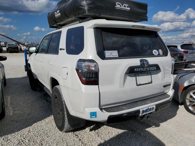 Photo 3 from auction – 2019 TOYOTA 4RUNNER SR with VIN JTEBU5JR4K5676914