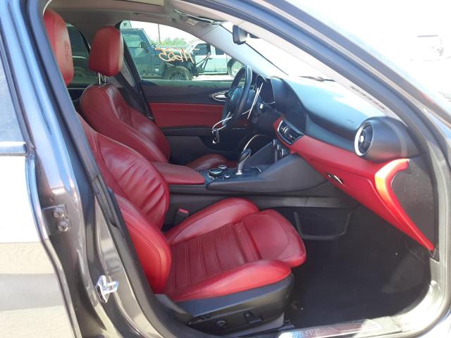 Photo 5 from auction – 2018 ALFA ROMEO GIULIA TI with VIN ZARFAECN5J7576757