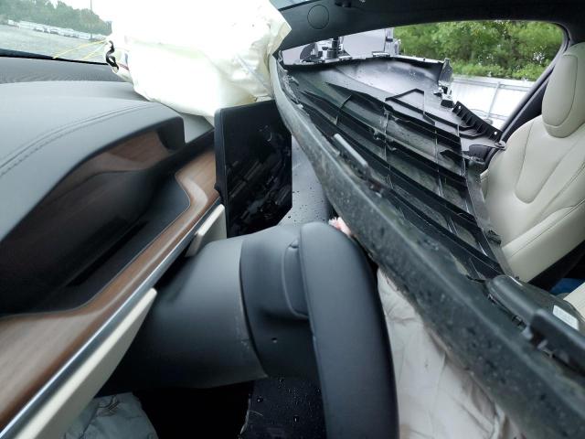 Photo 8 from auction – 2022 TESLA MODEL X with VIN 7SAXCAE53NF359838