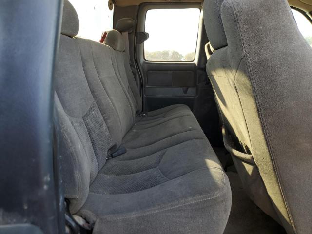Photo 6 from auction – 2005 CHEVROLET SILVERADO with VIN 1GCHK29U15E230199