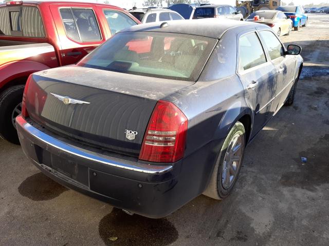 Photo 4 from auction – 2006 CHRYSLER 300C with VIN 2C3LA63H96H135405