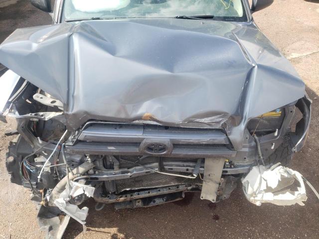 Photo 12 from auction – 2004 TOYOTA 4RUNNER SR with VIN JTEBU14R140021761