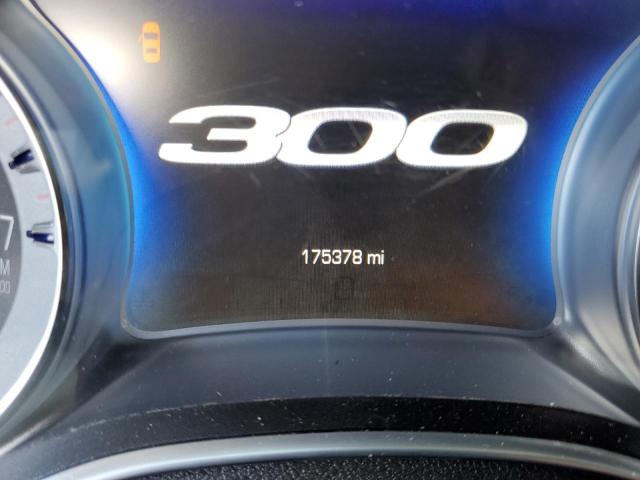 Photo 8 from auction – 2015 CHRYSLER 300 LIMITE with VIN 2C3CCAAG4FH882529
